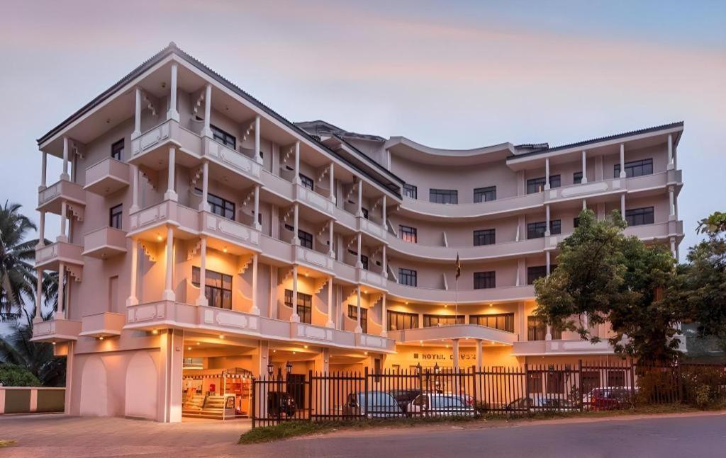 Devon Hotel Канді Екстер'єр фото