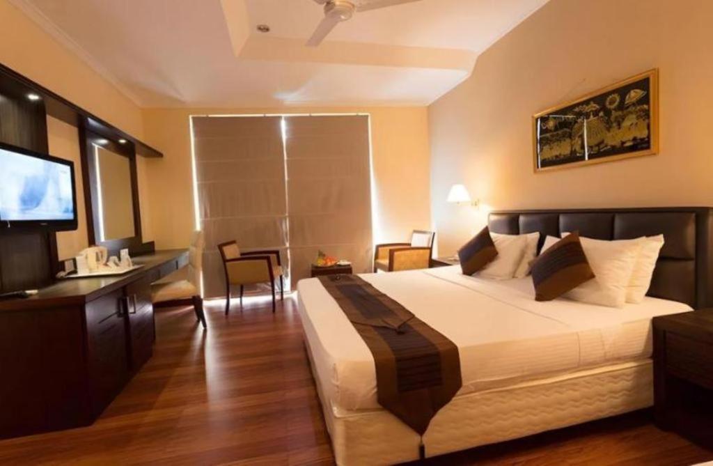 Devon Hotel Канді Екстер'єр фото